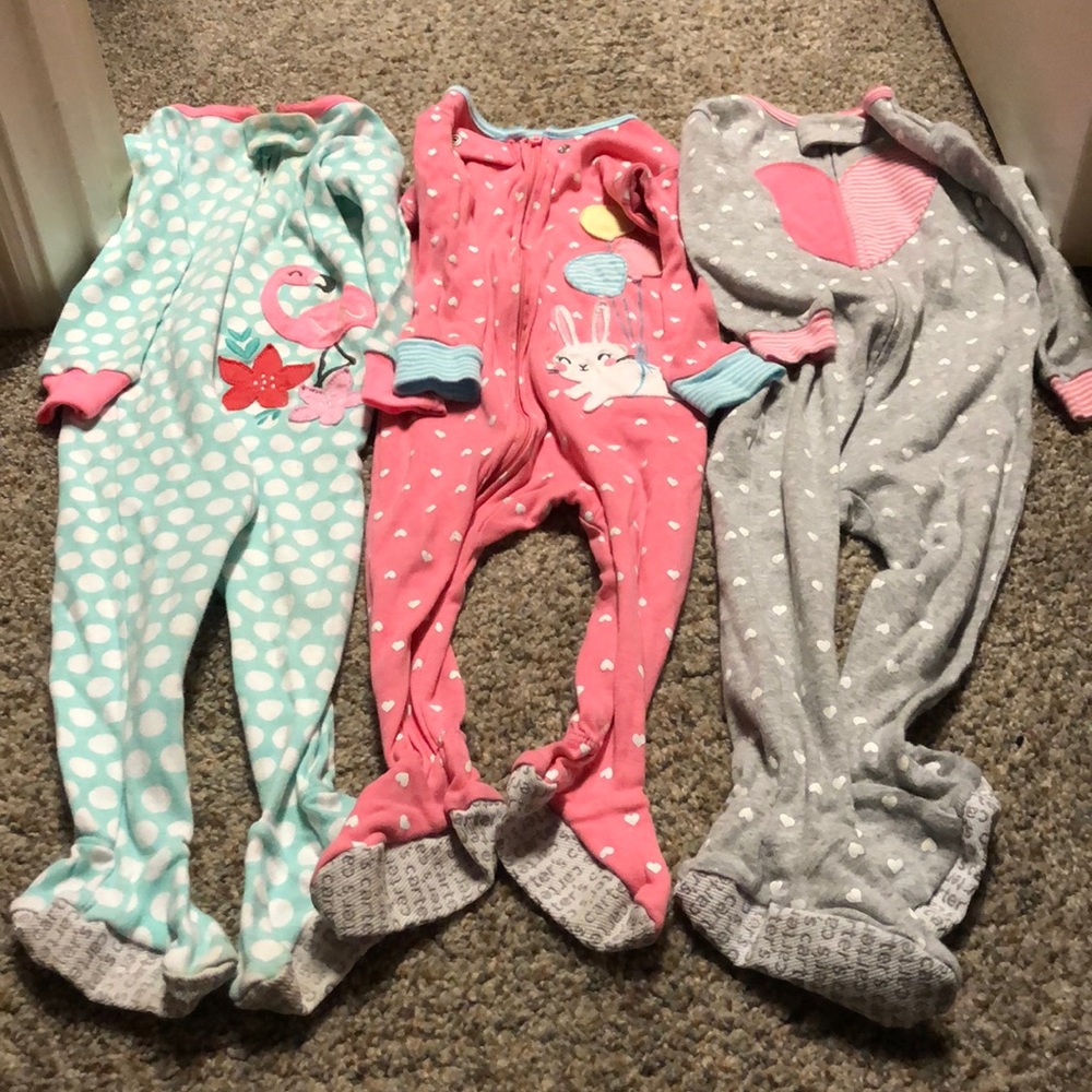 Set of 3 one-piece 12mo girl pajamas, footed